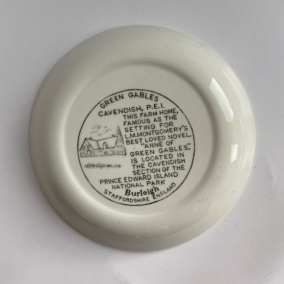 Anne of Green Gables collectors plate - Picture 2 of 2